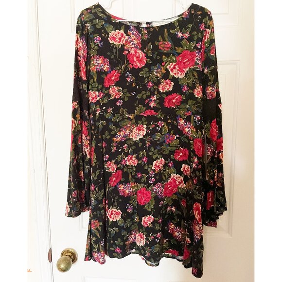 NWOT Floral Viscose Vintage 60s 70s Style Babydoll Long Bell Sleeve Mini Dress - Picture 2 of 4